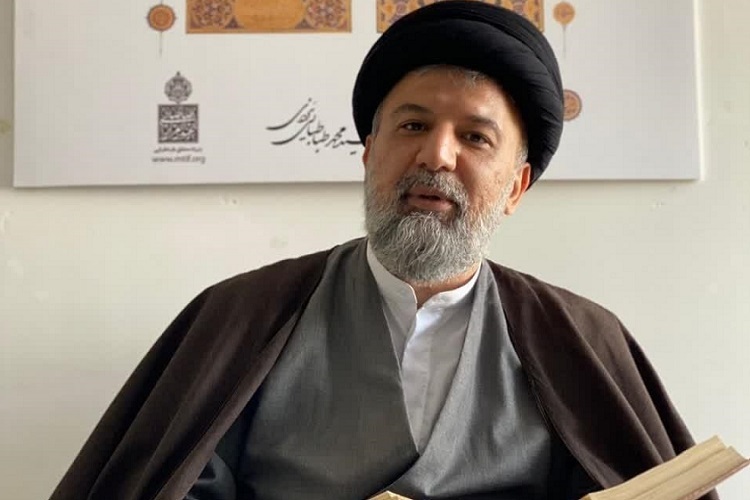 حجت‌الاسلام والمسلمین سیدمحمد طباطبایی یزدی استاد دانشگاه ادیان و مذاهب