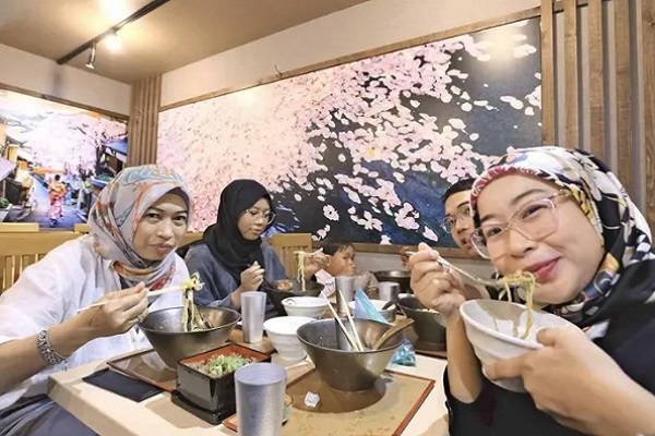 استقبال گردشگران مسلمان از رستوران‌های حلال ژاپن