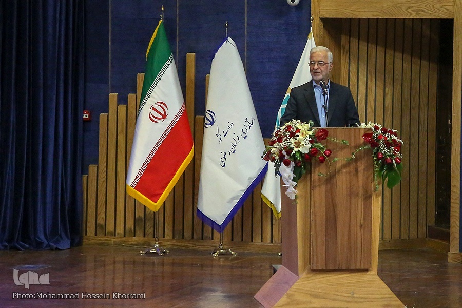 اسکندر مؤمنی، وزیر کشور