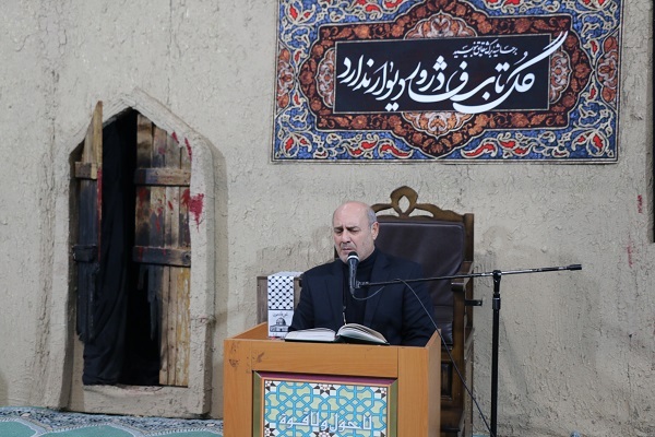 برگزاری تلاوت و تدبر در دانشگاه امیرکبیر + عکس