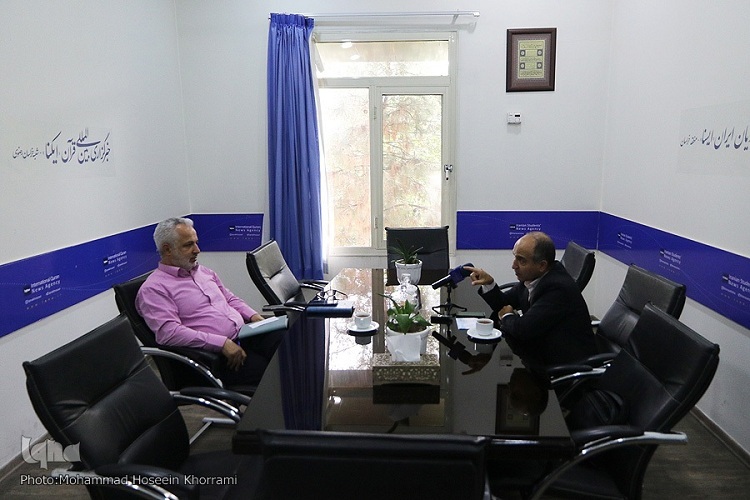 رضا زیبایی، روانشناس بالینی در تحریریه ایکنا