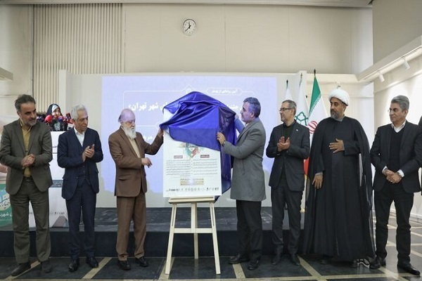 مسائل شهر را با کمک نخبگان و مردم حل کنیم