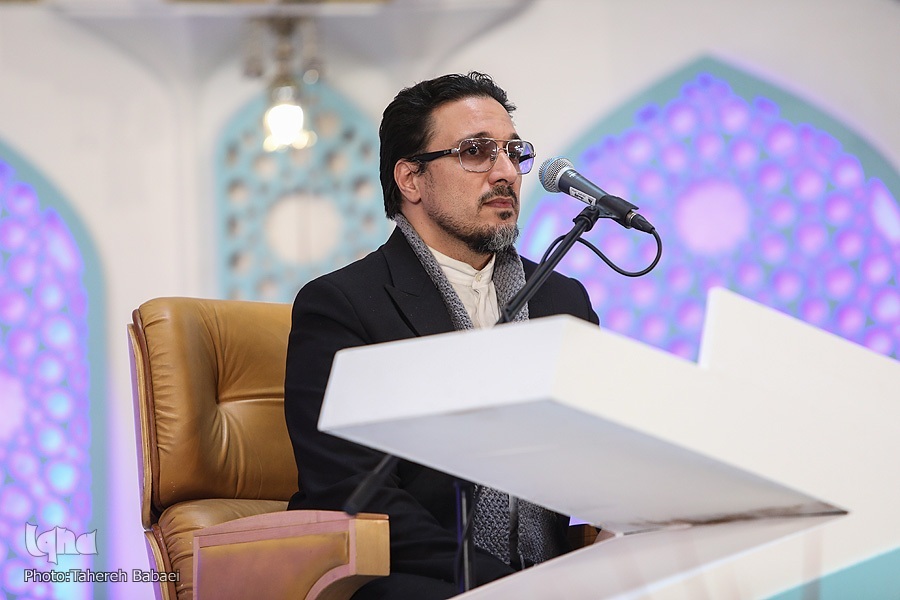 صوت | تلاوت حمید شاکرنژاد از سوره‌‌های «احزاب، بینه و زلزال»