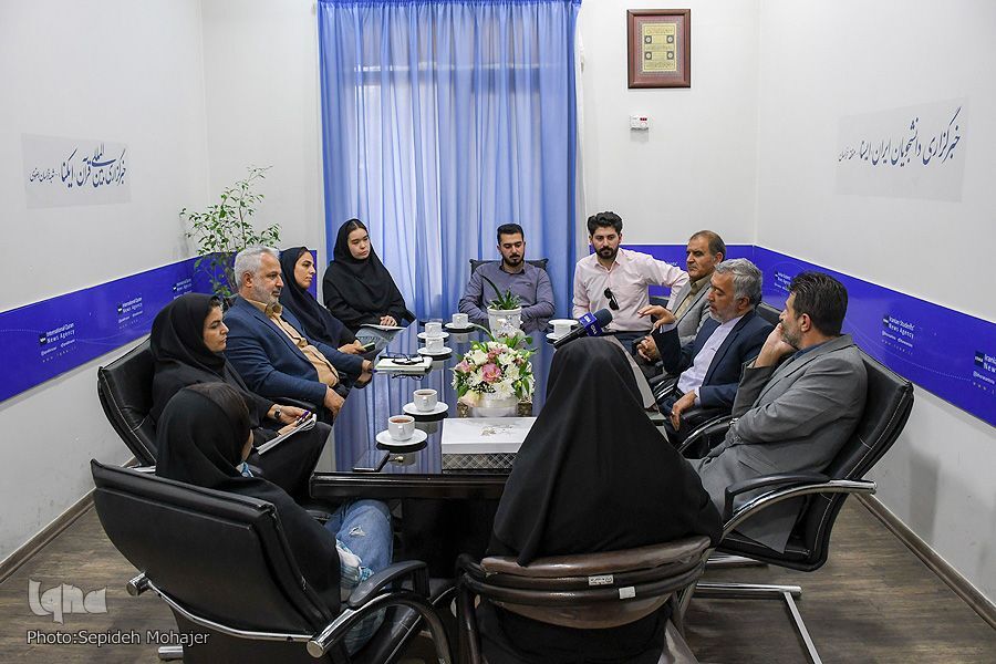 مدیرکل آموزش و پرورش خراسان رضوی در تحریریه ایکنا