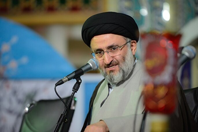 بندگی حقیقی در پرتو اتصال دائمی با خداوند محقق می‌شود