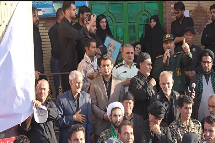 جمهوری اسلامی با الهام از نهضت عاشورا شکل گرفت