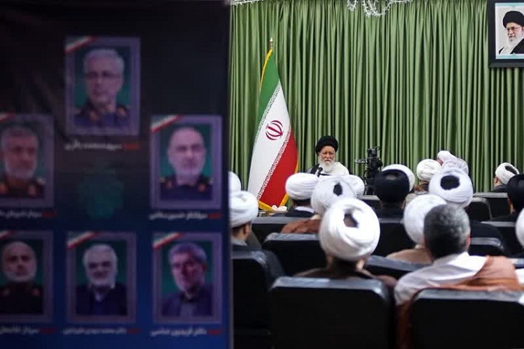 آیت‌الله سیداحمد علم‌الهدی، نماینده ولی‌فقیه در خراسان رضوی در مجمع خطبا و روحانیون حوزه علمیه خراسان