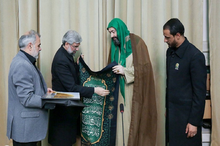 رضا خوراکیان، مدیر عالی حرم مطهر رضوی، در نشست هم‌اندیشی موکب‌داران دهه آخر صفر اطراف حرم