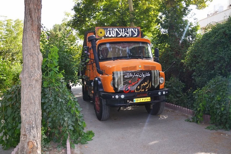 موکب امام رضا(ع) اربعین در کربلا به زائران امام حسین(ع) خدمترسانی میکند موکب امام رضا(ع) اربعین در کربلا به زائران امام حسین(ع) خدمترسانی میکند