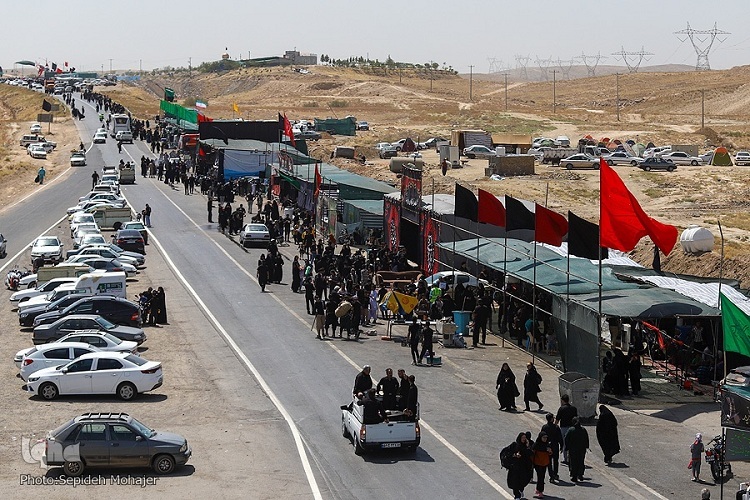 ورود بیش از ۴میلیون و ۴۷۶ هزار نفر زائر و مسافر به مشهد