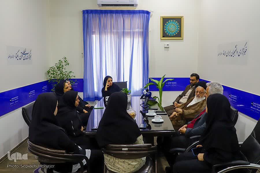 اتحاد جهان اسلام و بصیرت سیاسی، کلید پیروزی در برابر استکبار است