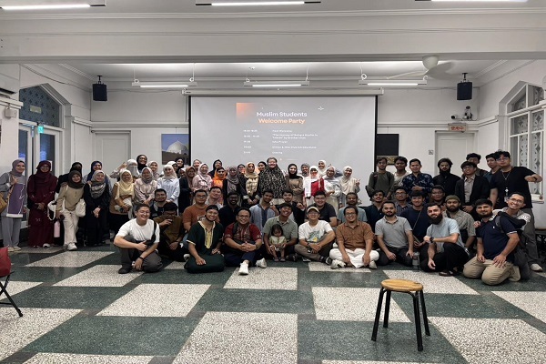 گردهمایی دانشجویان مسلمان در مسجد جامع تایپه