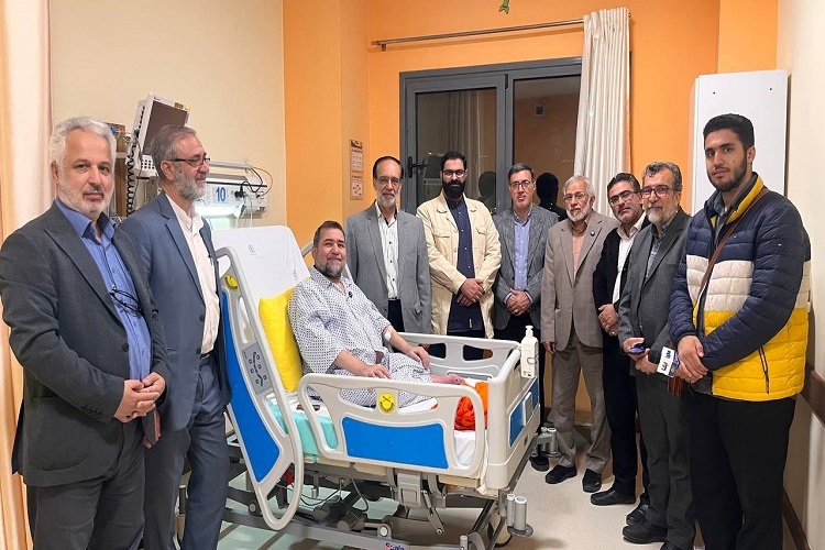 عیادت جمعی از فعالان قرآنی از استاد مجتهدزاده