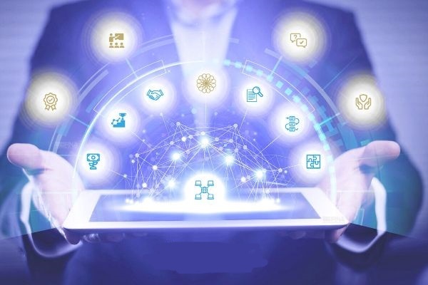 پیش‌نویس سند بکارگیری فناوری‌های پولی و مالی در فضای مجازی بررسی شد