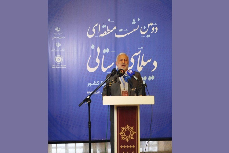 وحید جلالزاده، رئیس ستاد دیپلماسی استانی وحید جلالزاده، رئیس ستاد دیپلماسی استانی