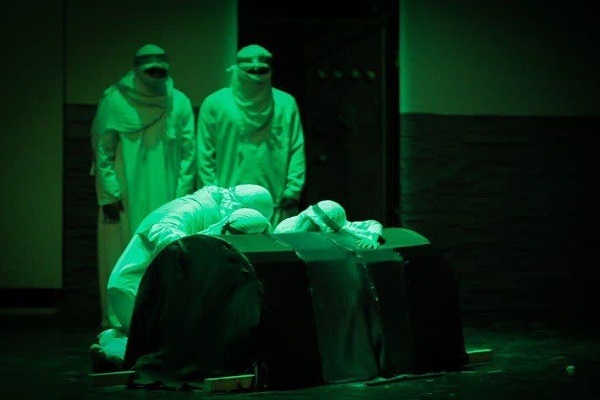 «آن دوازده نفر» روی صحنه می‌رود