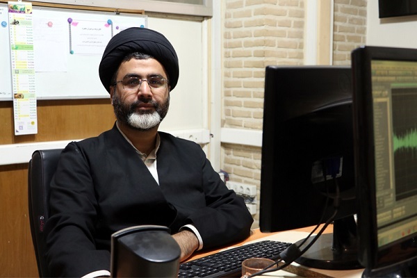 واکاوی مبانی استکبارستیزی در برنامه رادیویی «برای بیداری»