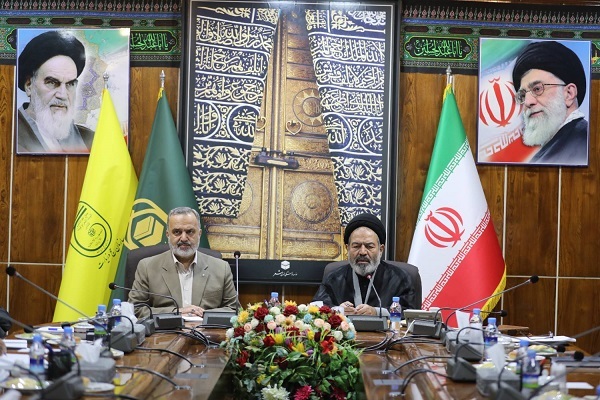 انتقال 8700 عمره‌گزار ایرانی توسط هواپیمایی الجزیره به سرزمین وحی