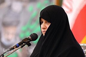 دشمن به وسیله پوشش زنان به جنگ با اسلام برخاسته است