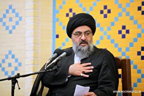 فاصله جامعه از سیره حضرت زهرا(س) ریشه مشکلات است