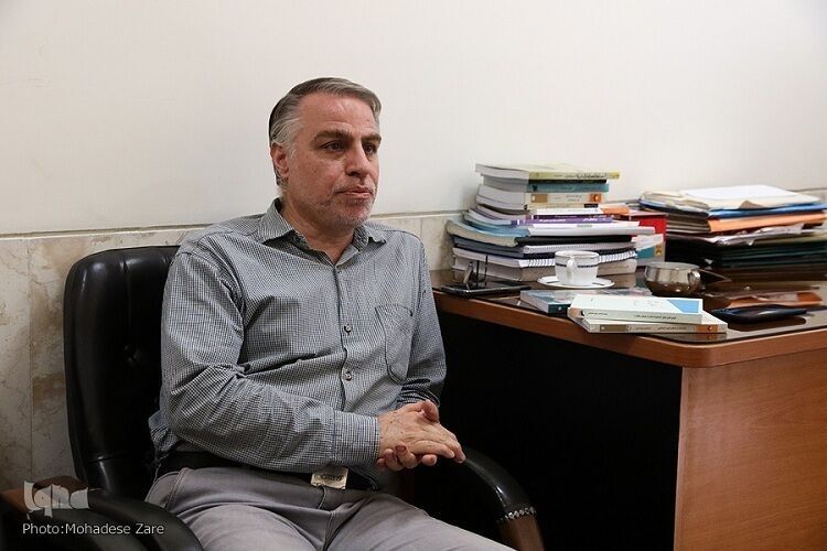 سیدمحسن میرسندسی، استادیار پژوهشگاه علوم و فرهنگ اسلامی