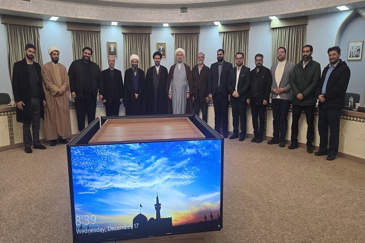 جلسه کمیسیون فعالیت‌های قرآنی کنگره بین‌المللی اربعین حسینی در مشهد