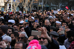 راهپیمایی مردم مشهد در پی شهادت سردار 