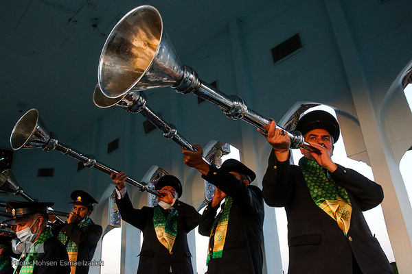 نقاره‌زنی حرم مطهر رضوی در آستانه میلاد حضرت رضا علیه السلام
