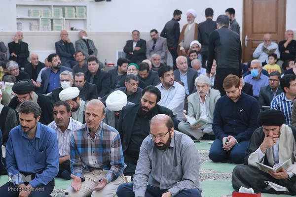 مراسم ترحیم احمد مهدوی دامغانی