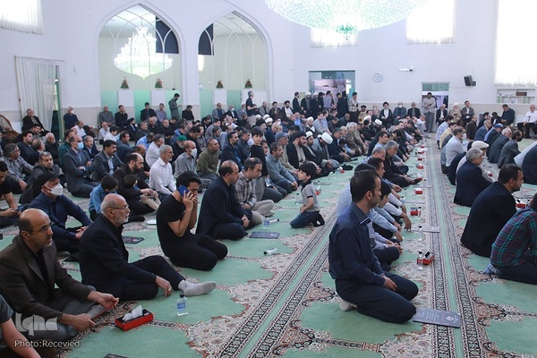 مراسم ترحیم احمد مهدوی دامغانی