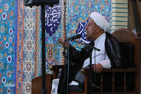 مراسم ترحیم احمد مهدوی دامغانی