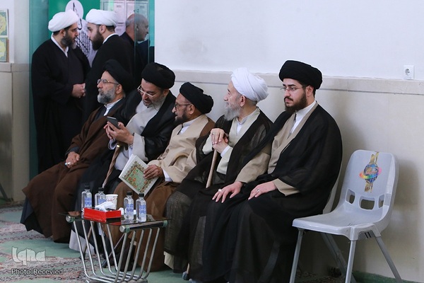 مراسم ترحیم احمد مهدوی دامغانی