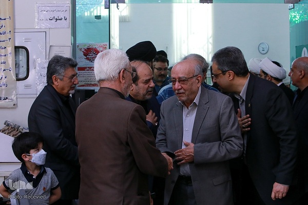 مراسم ترحیم احمد مهدوی دامغانی