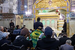 Sejumlah Warga Lebanon yang Terluka Menziarahi Haram Suci Razavi