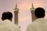 Mga Oras ng Paghihintay ng Pagdarasal sa Mekka Pinutol para sa Hajj