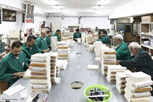 Эҳдои панҷ ҳазор ҷилд Қуръон ва Мафотеҳул-ҷинон ба мардуми Лубнон
