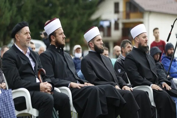 Sırp Müslümanlar ayrımcılık ve tecritten bıktı